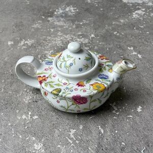 Avignon Tuscany teapot